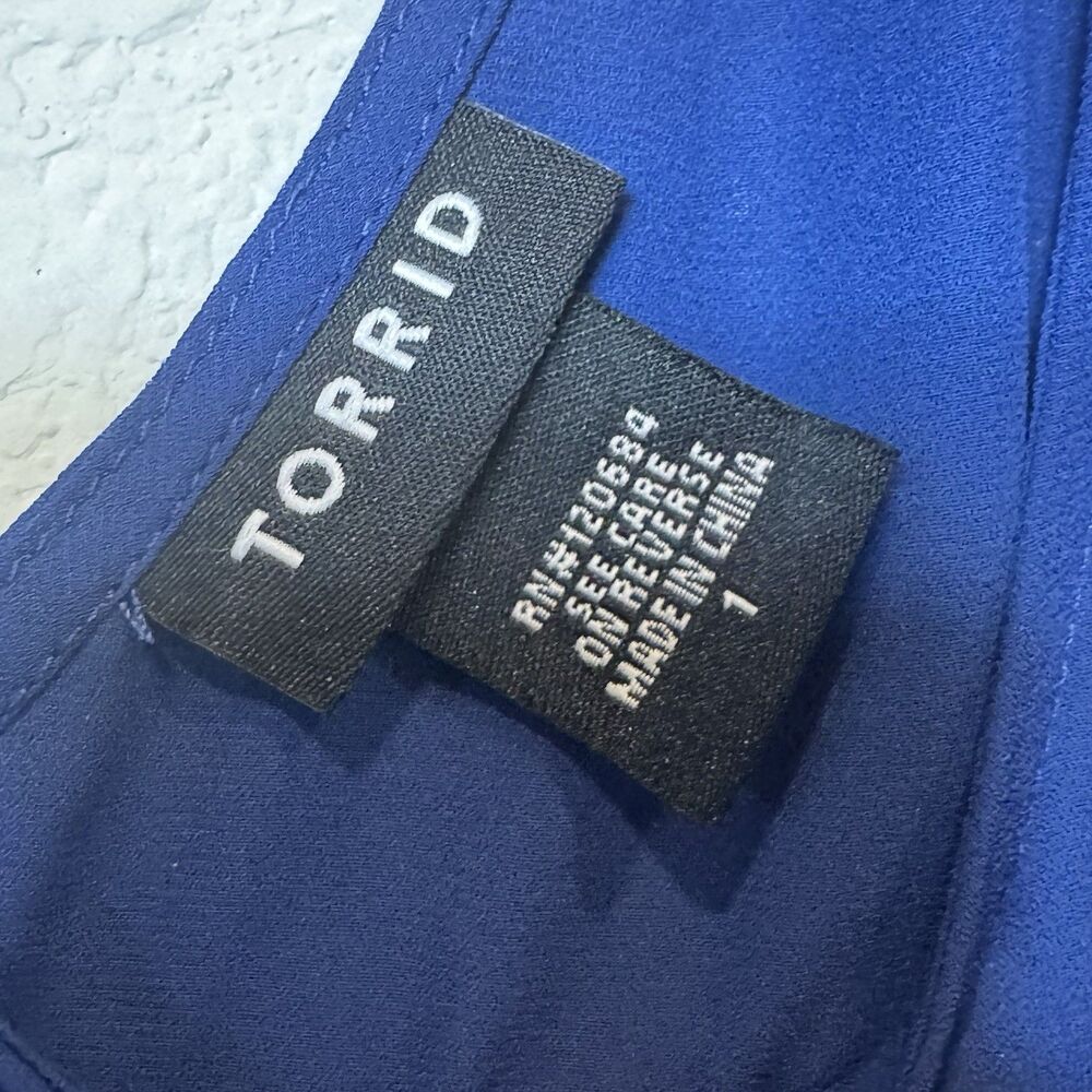 Torrid Cold Shoulder Top Vibrant Royal Blue Draped Bell Sleeves Women’s Plus 1X - Picture 3 of 5